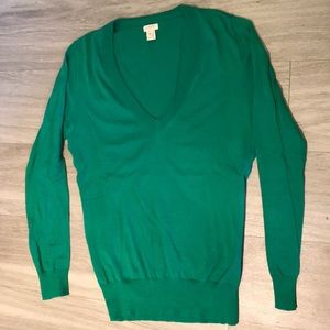 Kelly green JCrew deep v neck sweater